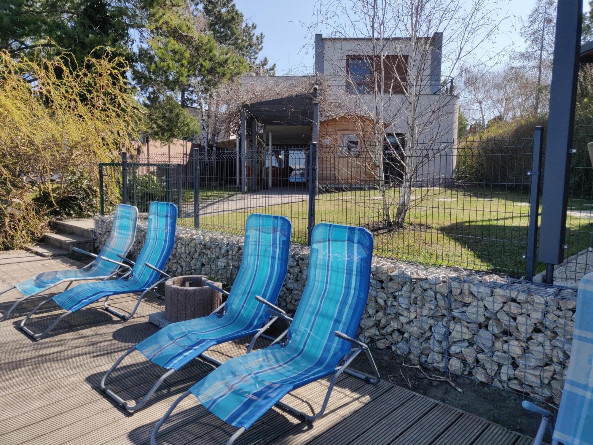Topsenec-Lakeside Home Exterior photo